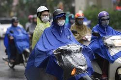 Thời tiết hôm nay 19/8: Bắc Bộ bước vào đợt mưa lớn liên tiếp
