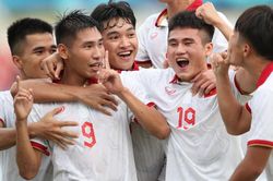 Thắng thuyết phục Lào, U23 Việt Nam đặt một chân vào bán kết U23 Đông Nam Á