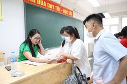 Hà Nội quy trách nhiệm việc lợi dụng chuyển trường để phát sinh tiêu cực