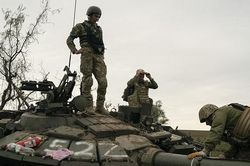 Ukraine tận dụng vũ khí Nga bị tịch thu trên chiến trường để duy trì phản công