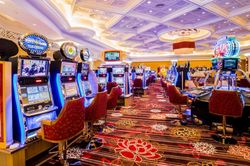 Bộ Tài chính đề nghị tăng cường kiểm tra đột xuất các casino