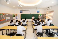 Chi tiết thủ tục chuyển trường của học sinh THPT