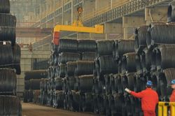 Giá thép hôm nay 21/8: Thép thanh kỳ hạn giảm 39 Nhân dân tệ/tấn