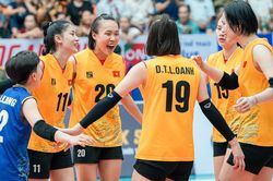 Tú Linh vừa sang tuổi 24, càng đánh càng hay, công thủ toàn diện, tiến bộ siêu nhanh trong thời gian cực ngắn