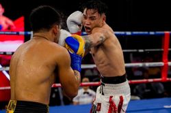 Knock-out võ sĩ Thái Lan, tay đấm Việt giành đai WBC lịch sử