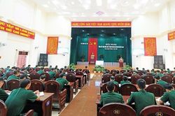 Chính sách tiền lương, nhà ở Quân đội chưa theo kịp sự phát triển