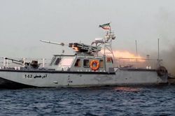 Iran cảnh báo trực thăng Mỹ ở Hormuz, đã bắt nhiều gián điệp phương Tây?