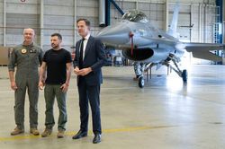 Hà Lan, Đan Mạch cam kết viện trợ chiến đấu cơ F-16 cho Ukraine
