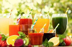 Nếu không muốn trằn trọc cả đêm, hãy tránh xa 8 loại nước này vào buổi tối
