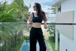 Đàm Thu Trang khoe body thon gọn như thời con gái, Cường Đô La bình luận chú ý
