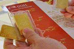 Khách hàng lời gần 400.000 đồng/lượng nếu mua vàng SJC từ đầu tháng