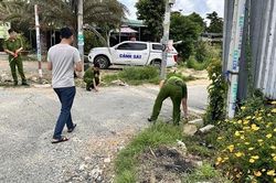 Truy bắt kẻ đi xe máy chặn đầu ôtô, đâm 1 người tử vong