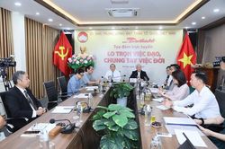 'Lo trọn việc đạo, chung tay việc đời'