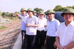 Thanh Hóa: Tuyến đê sông Càn nứt lớn, sạt lở nghiêm trọng cần nâng cấp khẩn trương