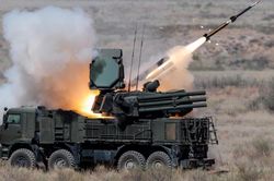 Tổ hợp phòng không Pantsir-S trang bị tới 48 tên lửa cỡ nhỏ để chống UAV