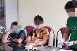 Cục Phòng, chống HIV/AIDS thông tin về hoạt động của nhóm Bông hồng đen