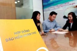 Hậu 'khủng hoảng', bán bảo hiểm qua ngân hàng gặp khó?