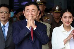 Cựu Thủ tướng Thái Lan Thaksin trở về sau nhiều năm sống lưu vong