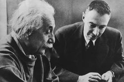 Oppenheimer – Người đàn ông bí ẩn phát minh ra bom nguyên tử - Kỳ 1