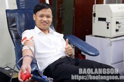 Giảng viên 41 lần hiến máu cứu người