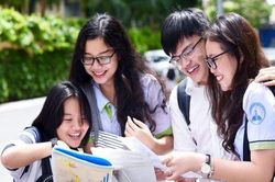 Điểm chuẩn mới nhất trường ĐH Công nghệ TP.HCM và Trường ĐH Kinh tế tài chính TP.HCM