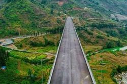 Bắt đầu vận hành thử nghiệm cầu cạn Móng Sến có trụ cao nhất Việt Nam