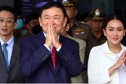 Ông Thaksin nhập viện ngay đêm đầu tiên trở về Thái Lan