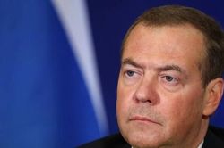 Ông Medvedev nói về khả năng Nga sáp nhập 2 vùng ly khai ở Gruzia