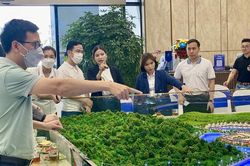Bộ Xây dựng nêu loạt lý do nên bắt buộc giao dịch bất động sản qua sàn