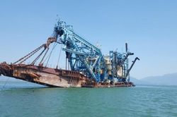 Quảng Ngãi: Cho phép doanh nghiệp nhận chìm hơn 900.000 m3 chất nạo vét xuống biển