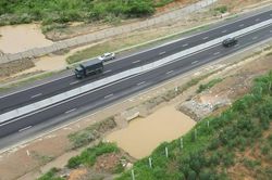 Bộ Giao thông vận tải phải xử lý triệt để 'rốn ngập' trên cao tốc Phan Thiết – Dầu Giây