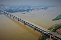 Cấm toàn bộ phương tiện lưu thông trên tầng 2 cầu Thăng Long trong 3 đêm