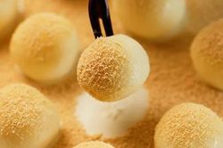 Chỉ vài bước đơn giản và nguyên liệu bình dân làm được món bánh thơm ngon vô cùng!