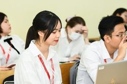 Toàn cảnh điểm chuẩn 2023 và những điểm mới