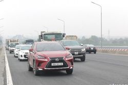 Hà Nội: Cấm phương tiện lưu thông qua cầu Thăng Long phục vụ kiểm định, thử tải