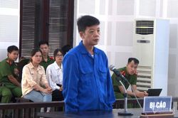 Gây tai nạn, tài xế chở rác cố tình cán cô gái tử vong