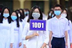TP.HCM: Trường công lập phải trích tiền tạo nguồn cải cách lương giáo viên