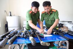 Tây Ninh vận động thu hồi nhiều súng hơi, đạn chì