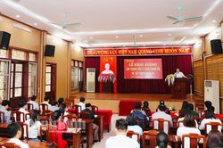 Khai giảng lớp trung cấp lý luận chính trị hệ tập trung khóa XII