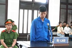 Phạt 20 năm tù tài xế điều khiển xe gom rác cán chết nữ sinh