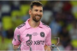 Những cầu thủ giàu thành tích nhất thế giới: Messi xứng danh Vua danh hiệu