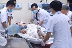 Cấp cứu ngoại viện quyết định sống chết người bệnh nhưng thiếu, yếu