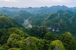 Lượng giá giá trị du lịch tại Vườn quốc gia Cát Bà, thành phố Hải Phòng