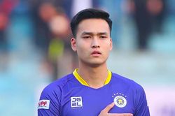 Hà Nội FC khó gia hạn hợp đồng với Bùi Hoàng Việt Anh