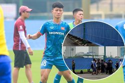 HLV Troussier ra quy định mới, sân tập U23 Việt Nam xuất hiện điều chưa từng có