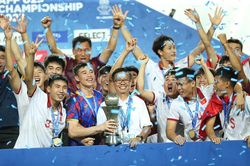 HLV Hoàng Anh Tuấn chia sẻ đầy cảm xúc sau khi U23 Việt Nam đánh bại Indonesia