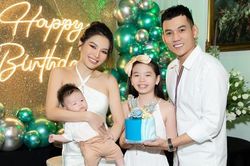 Phương Trinh Jolie khoe dáng sau 2 tháng sinh nở, cùng con gái riêng mừng sinh nhật Lý Bình