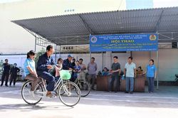 Sôi nổi hội thao dành cho nhân viên, công nhân môi trường An Giang