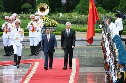 Chùm ảnh lễ đón Thủ tướng Singapore Lý Hiển Long tại Hà Nội