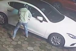 Phá ổ nhóm soi đèn, đập kính ô tô lấy tài sản giá trị